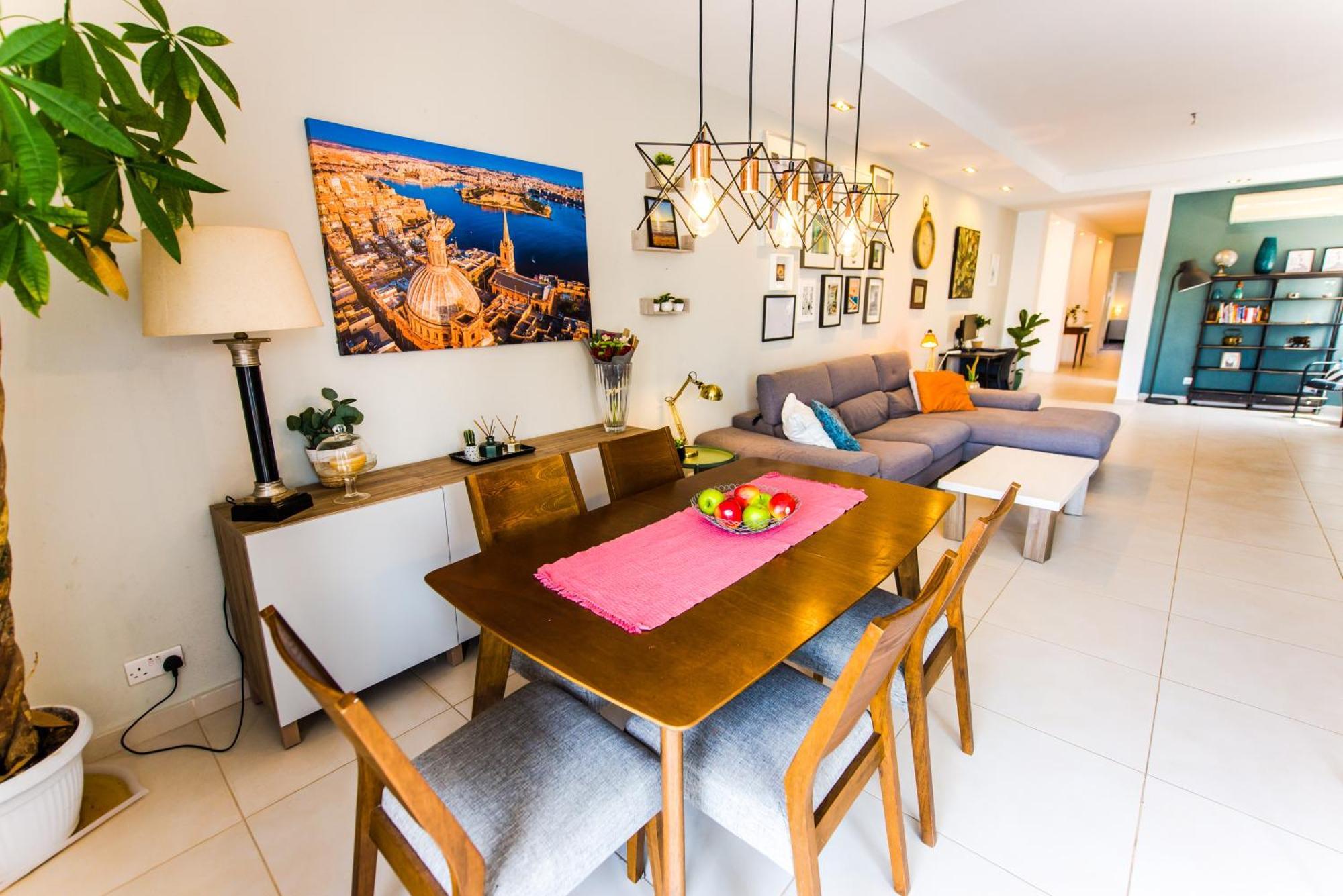 Mediterranean Abode - Spacious Apartment In Swieqi Is-Swieqi Eksteriør billede